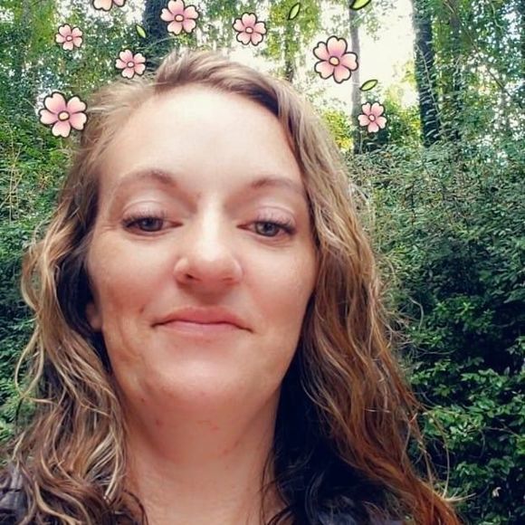 Meet your Posher, Mandy - Picture 1 of 1